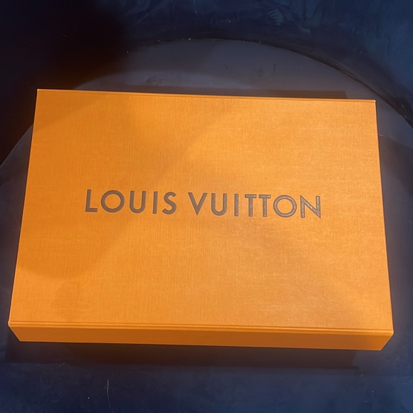 Louis Vuitton wool hat - Picture 2 of 4